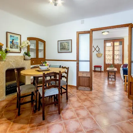 Amazing In With Patio Apartment *